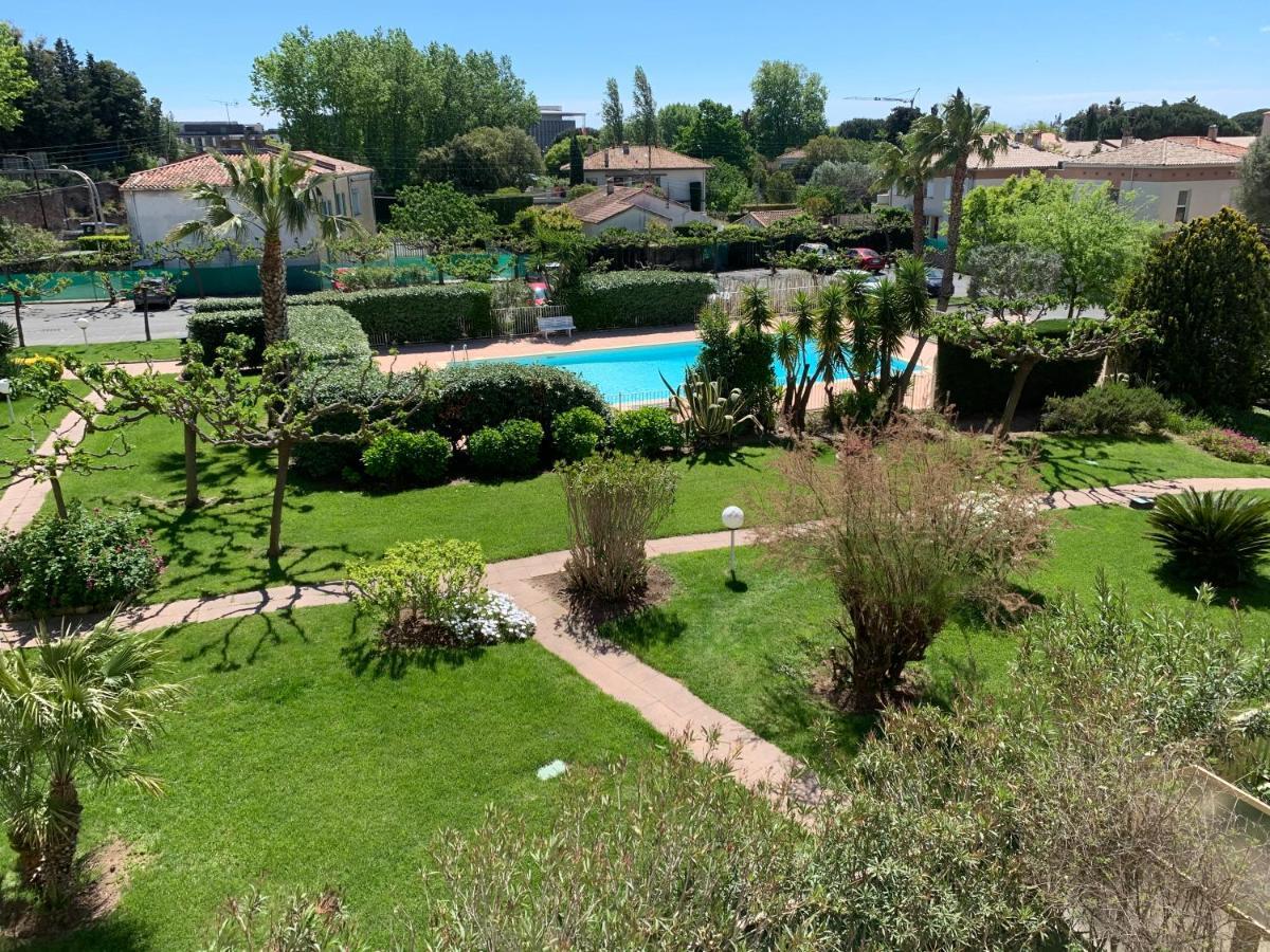 Studio De Standing Climatise, Avec Piscine, Proche De La Mer Fréjus Exteriör bild