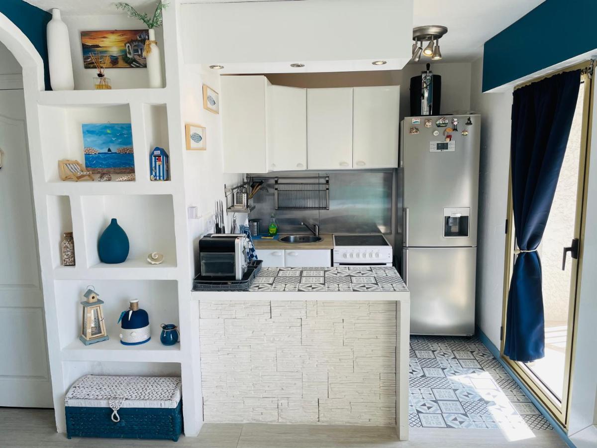 Studio De Standing Climatise, Avec Piscine, Proche De La Mer Fréjus Exteriör bild